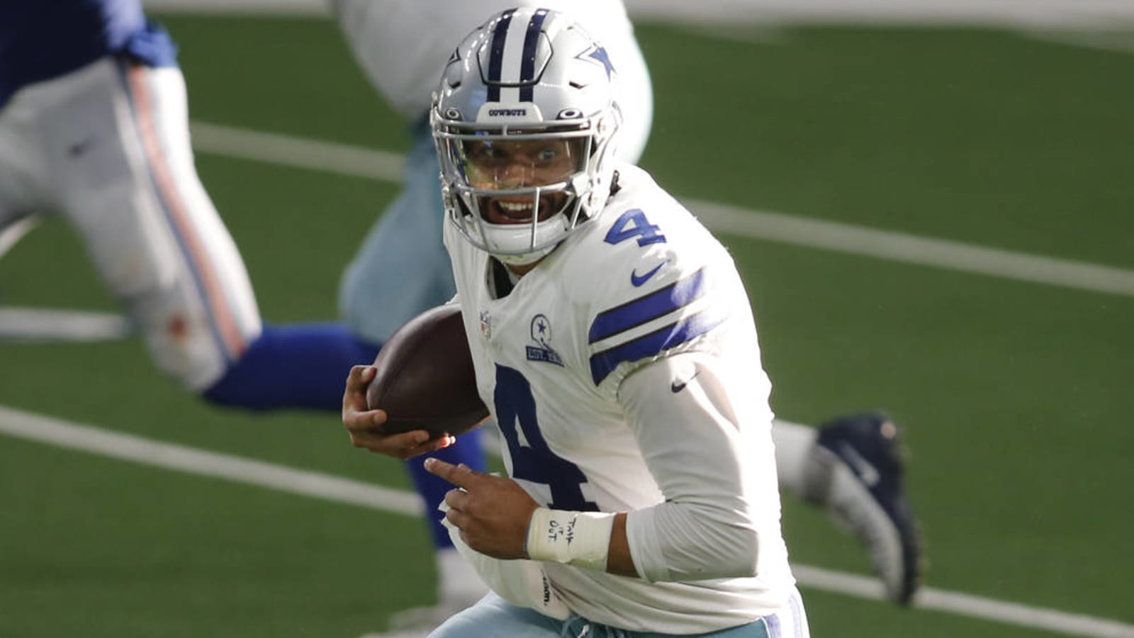 Jones: Prescott will 'be back out there' with Cowboys