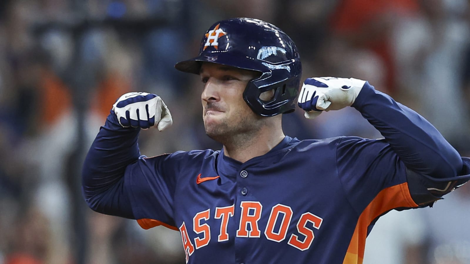 A case against the Yankees signing 3B Alex Bregman