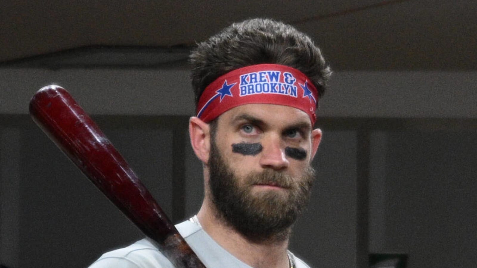 Phillies' Bryce Harper treats Triple-A players after rehab