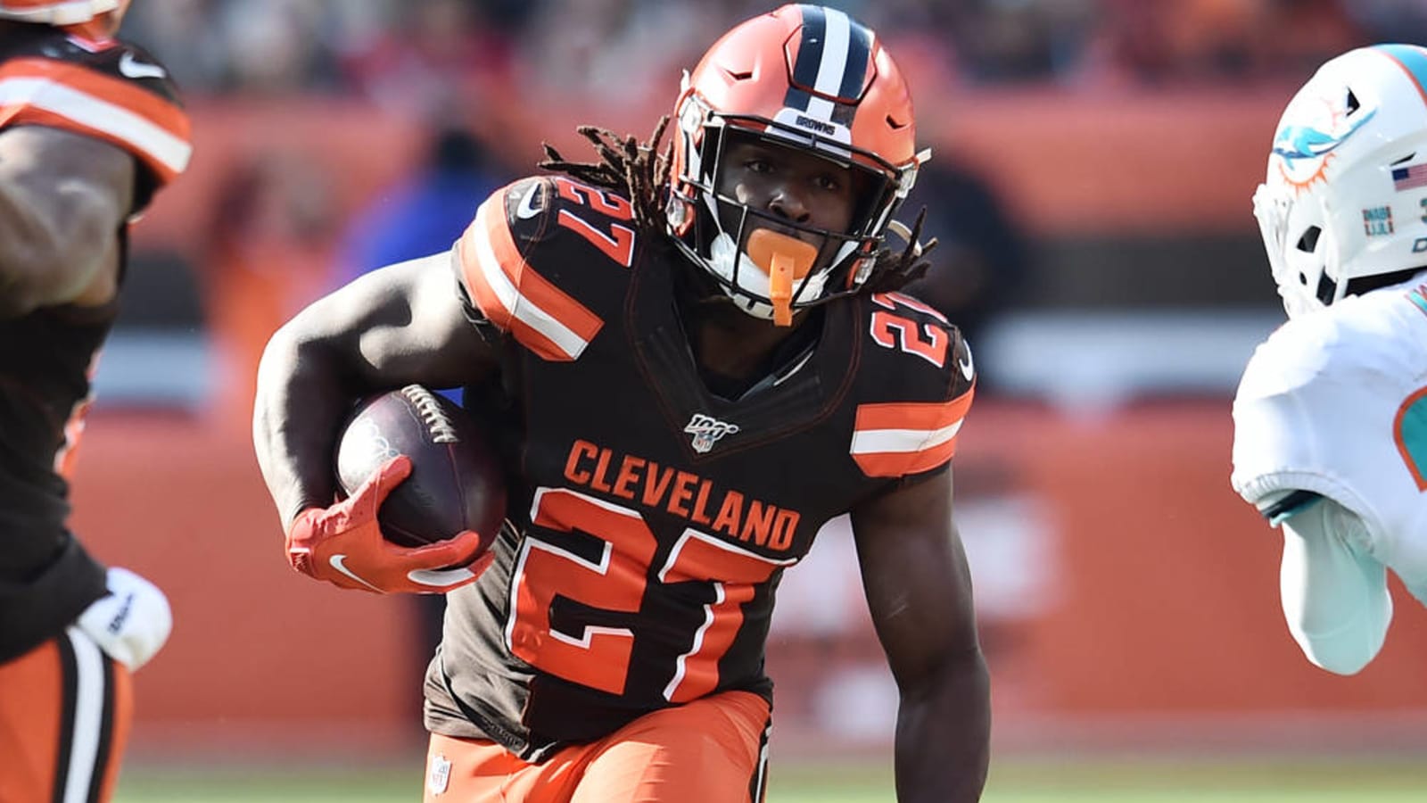 Kareem Hunt signs one-year deal with the Cleveland Browns worth up