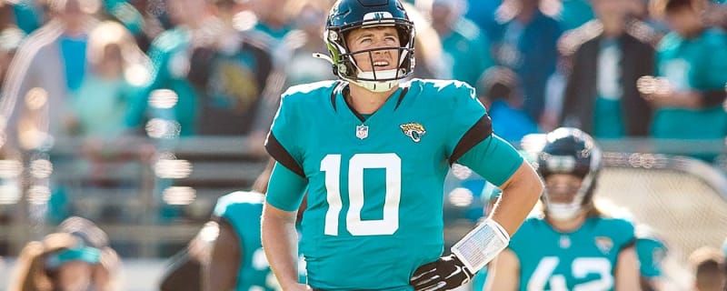 49ers sign Mac Jones for Brock Purdy talks after 'ruthless' lesson from Trent Williams