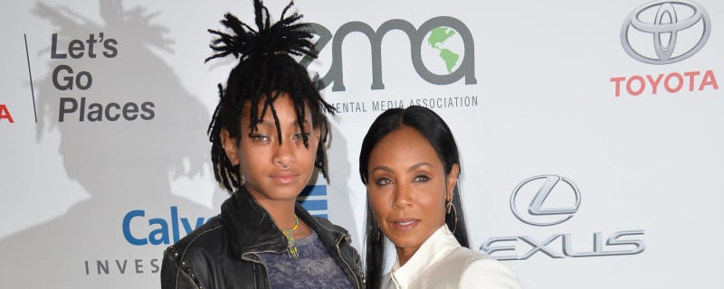 Willow Smith surprises Jada Pinkett Smith with a Wicked Wisdom reunion 