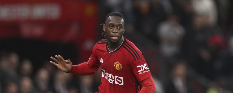 West Ham closing in on deal to sign Manchester United defender