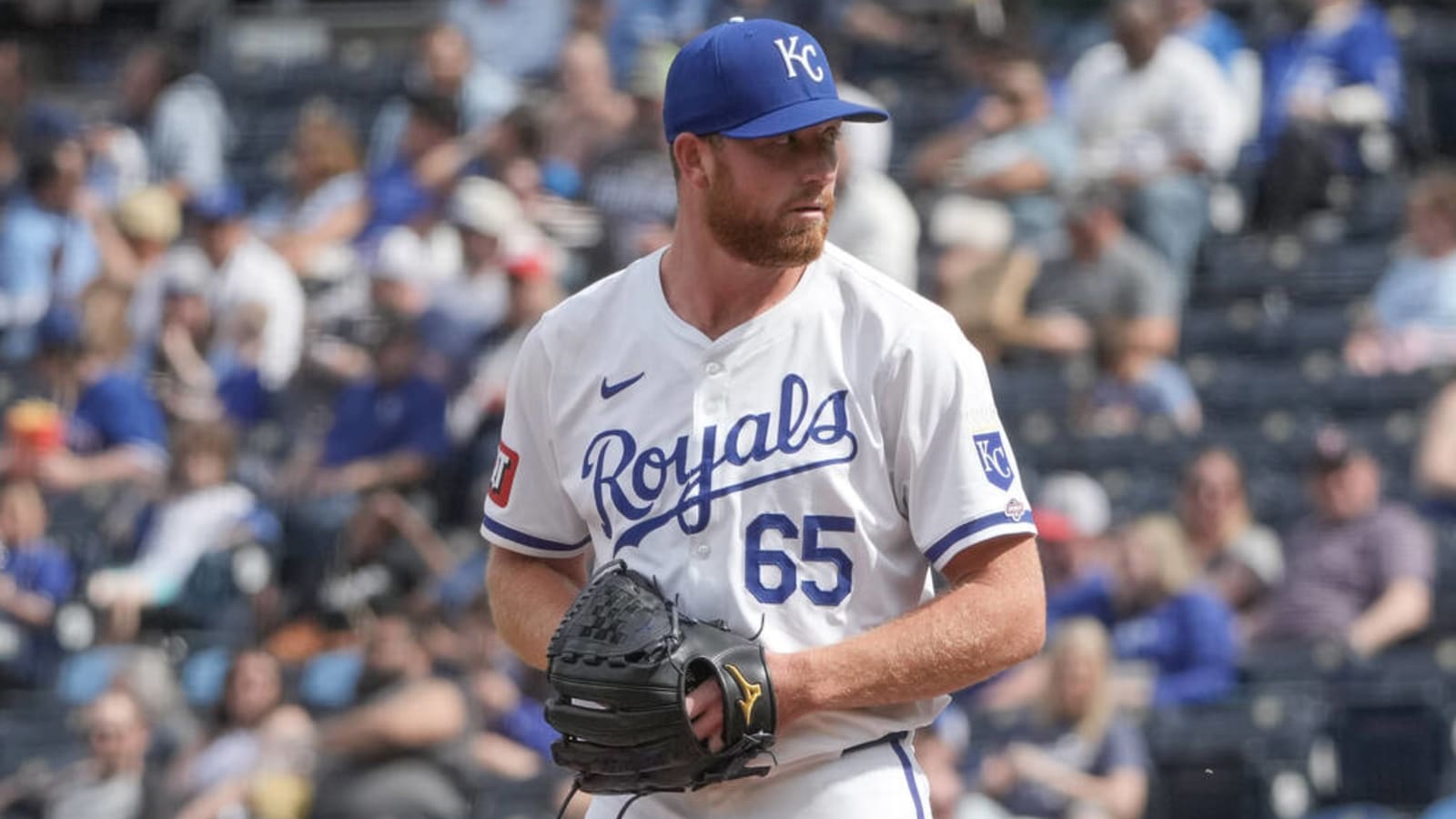 Royals designate right-hander for assignment