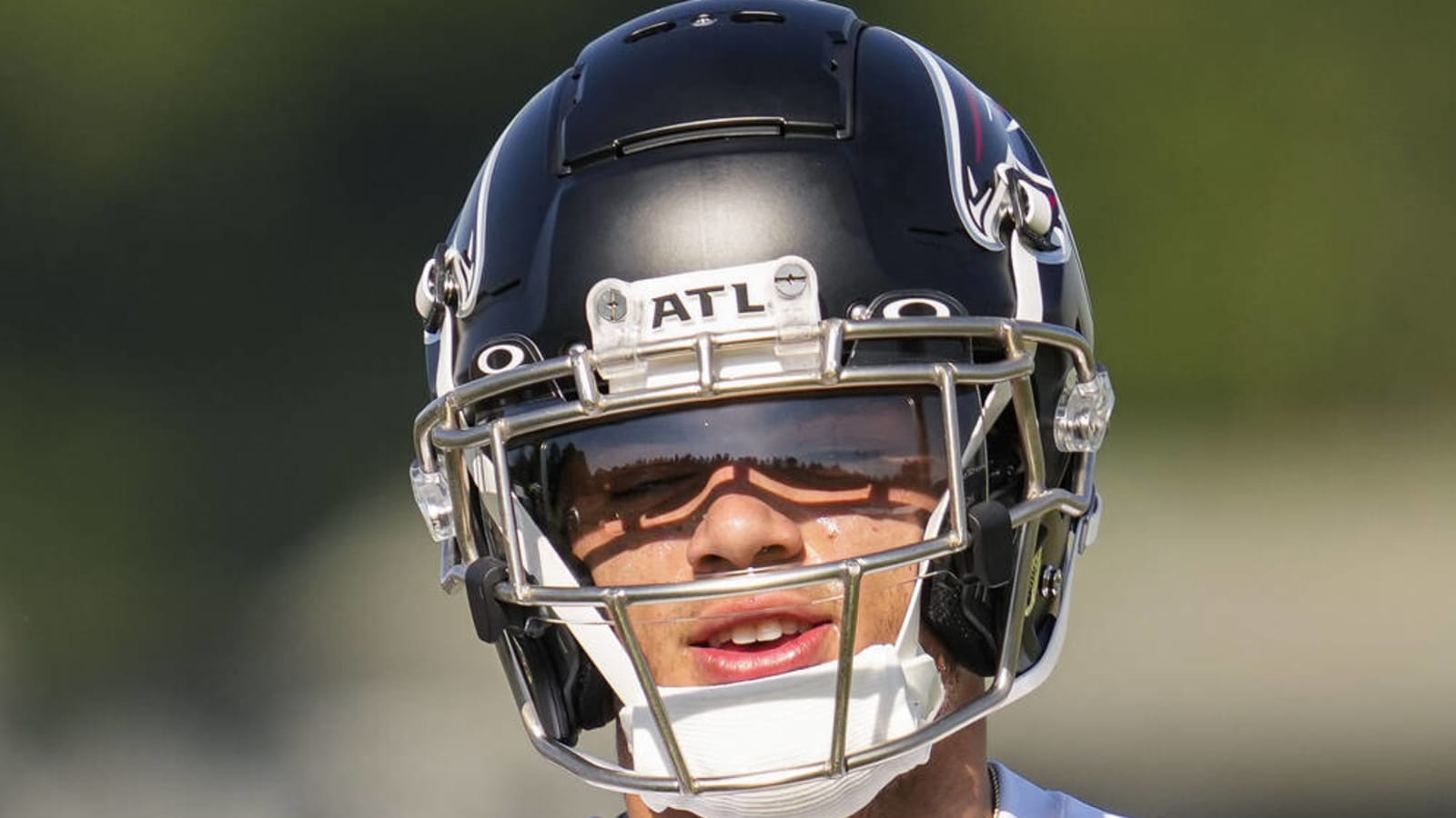 Falcons rookie WR Drake London exits preseason opener vs. Lions with knee injury