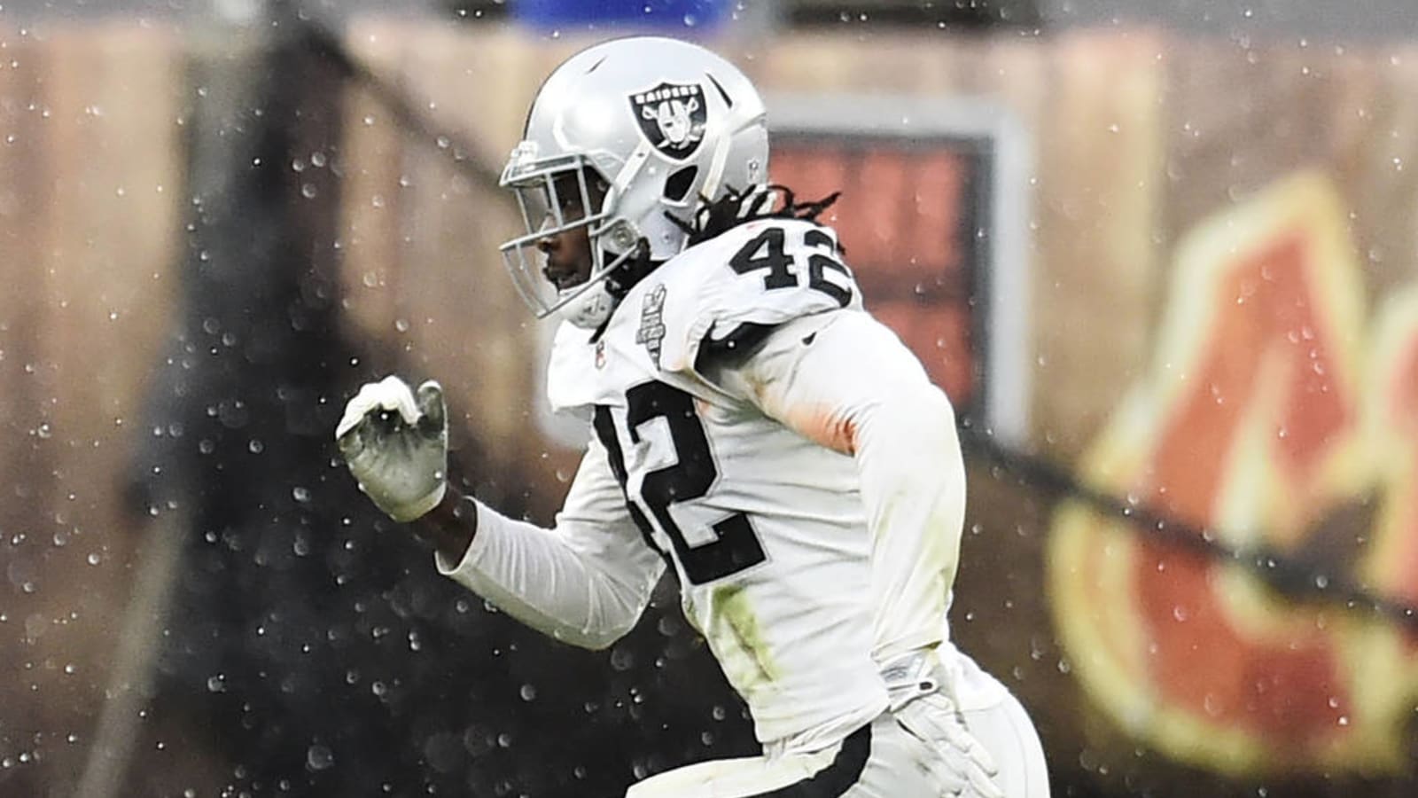 Raiders place LB Cory Littleton on reserve/COVID-19 list