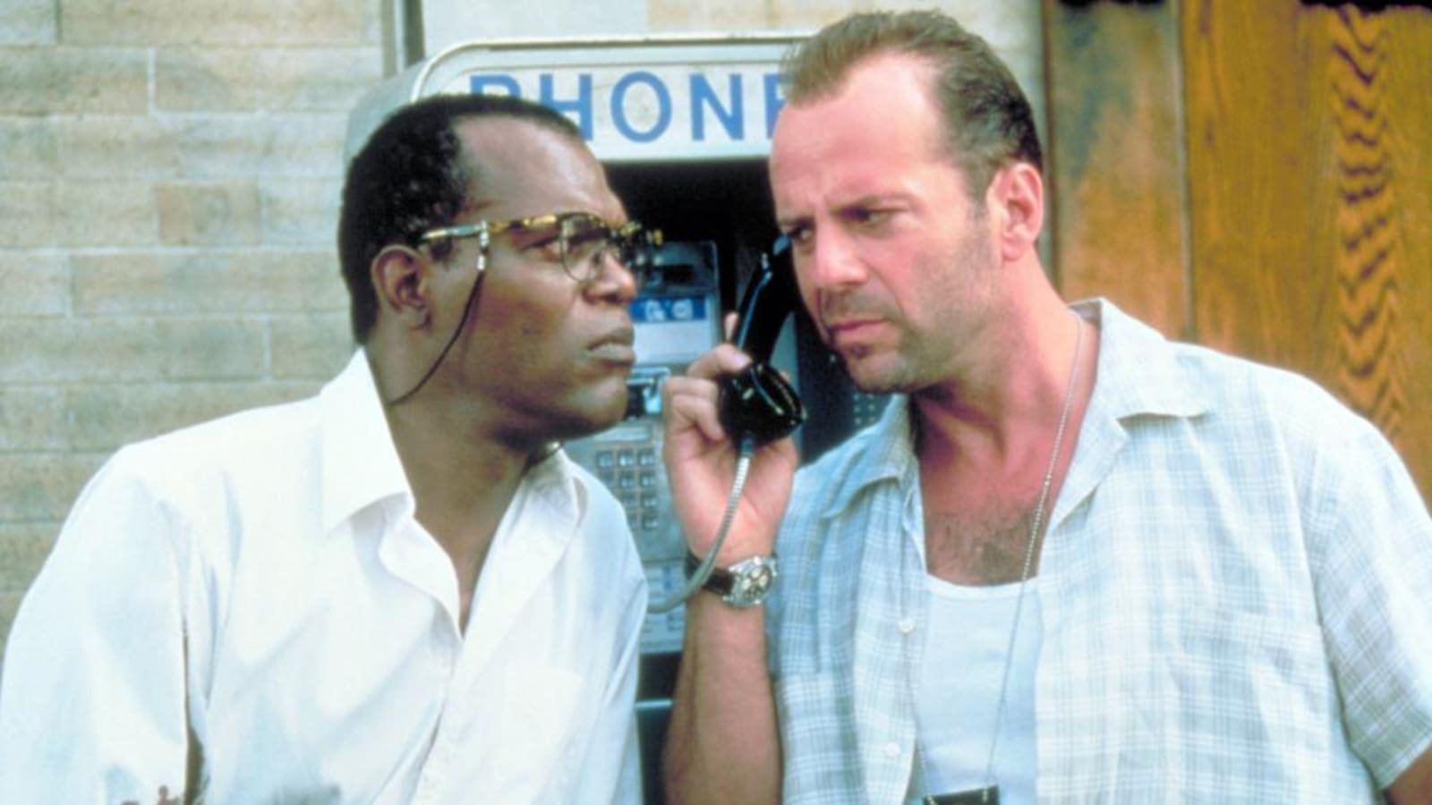 Samuel L. Jackson shares the advice that Bruce Willis gave him while filming 'Die Hard With a Vengeance'