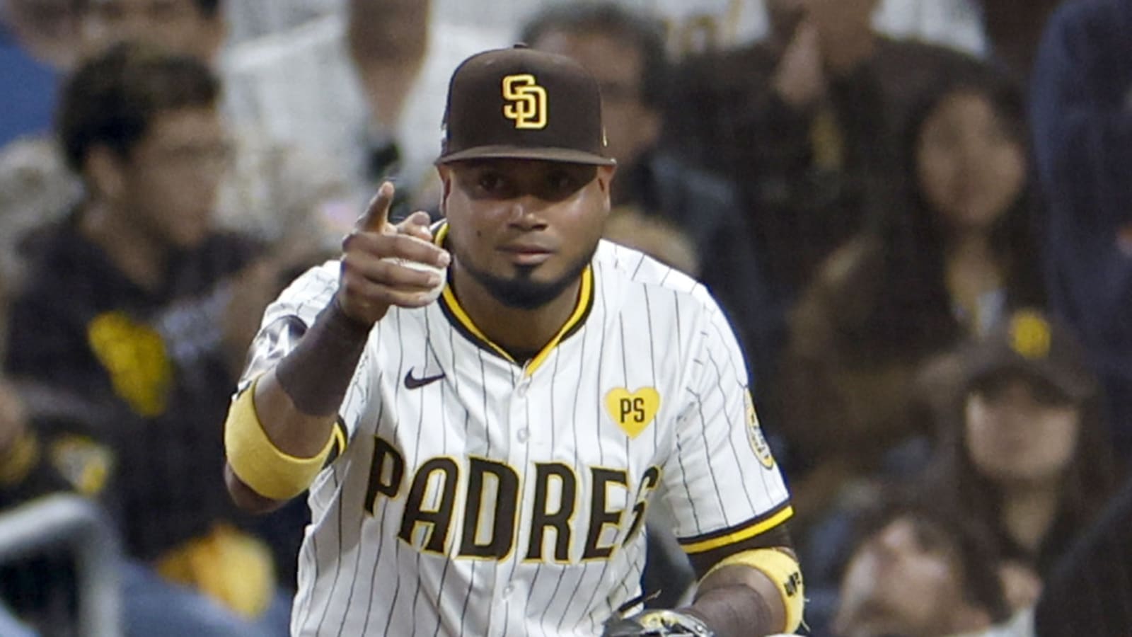 Luis Arraez expresses desire to remain in San Diego