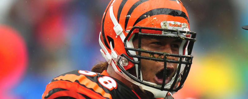 Rey Maualuga drove through yards, slammed car into tree