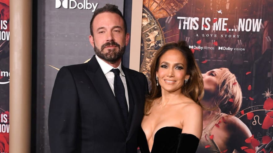 Jennifer Lopez and Ben Affleck take 68m Beverly Hills home off the market