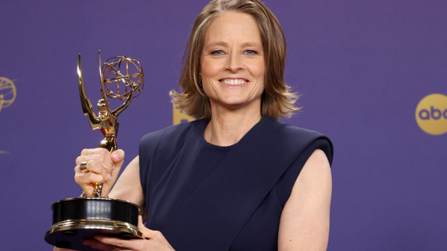 Jodie Foster can't multi-task