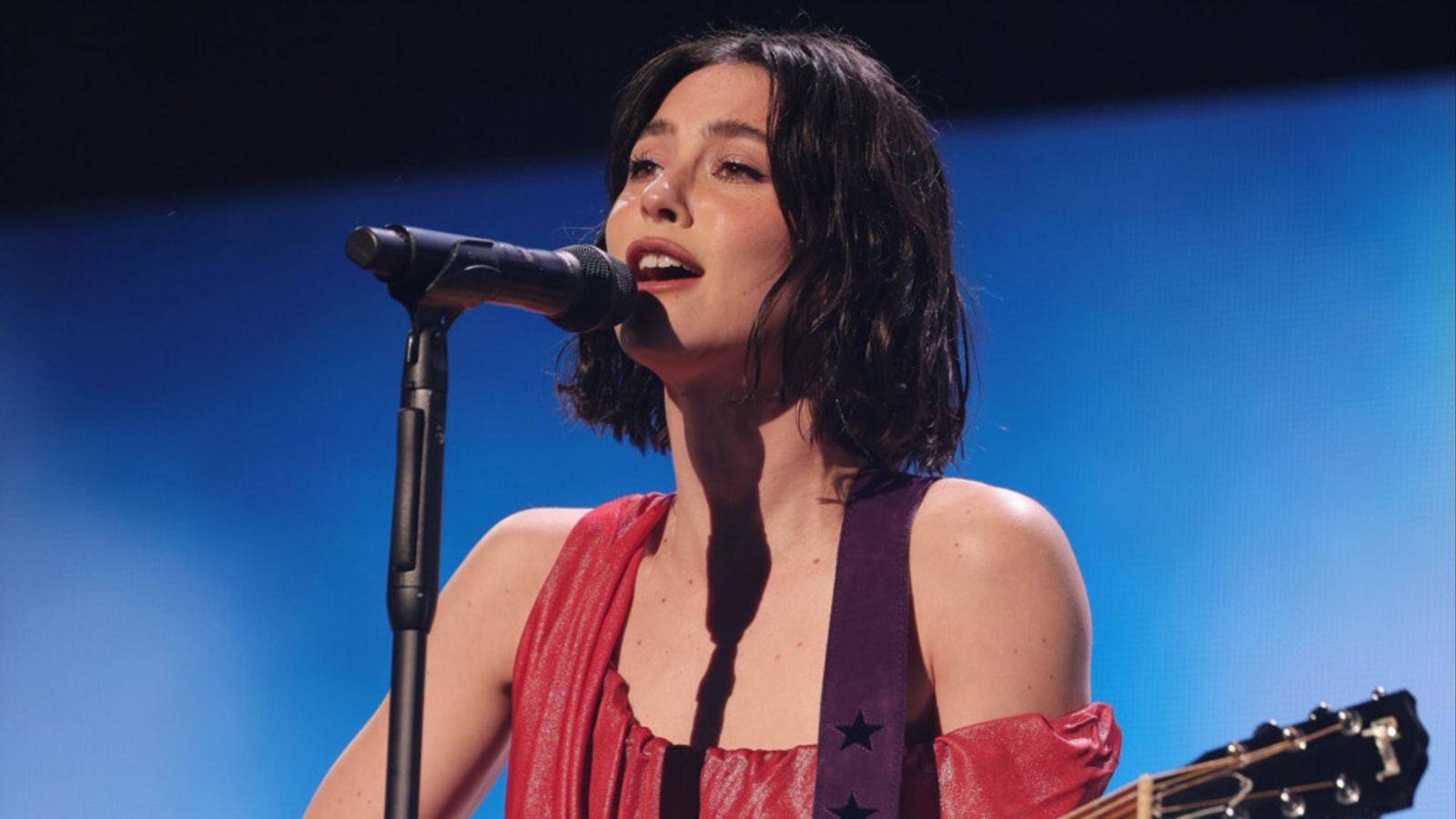Gracie Abrams calls out &#39;wildly uncool and bizarre&#39; petition to get Dora Jar removed from her tour