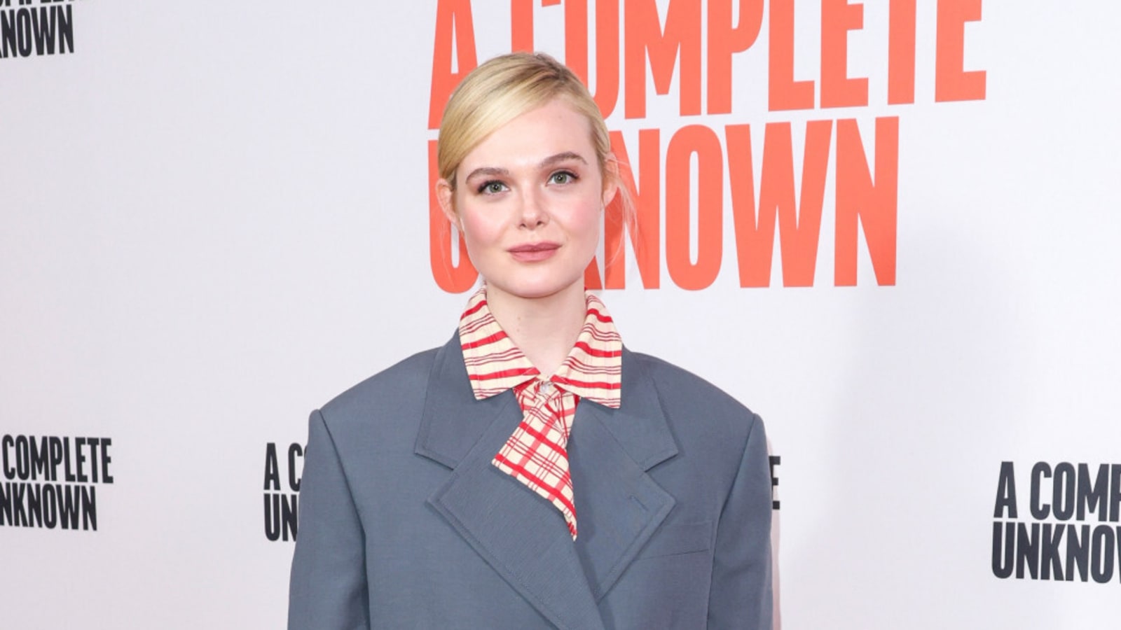 Elle Fanning&#39;s Bob Dylan obsession