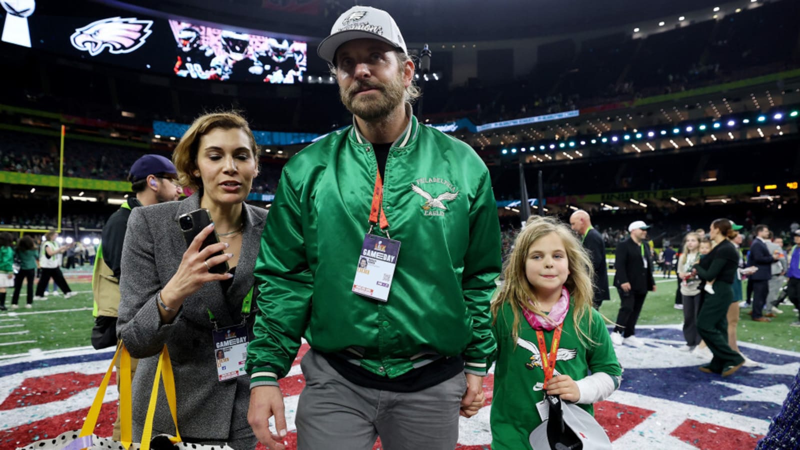 Bradley Cooper has &#39;beautiful&#39; moments watching football with daughter