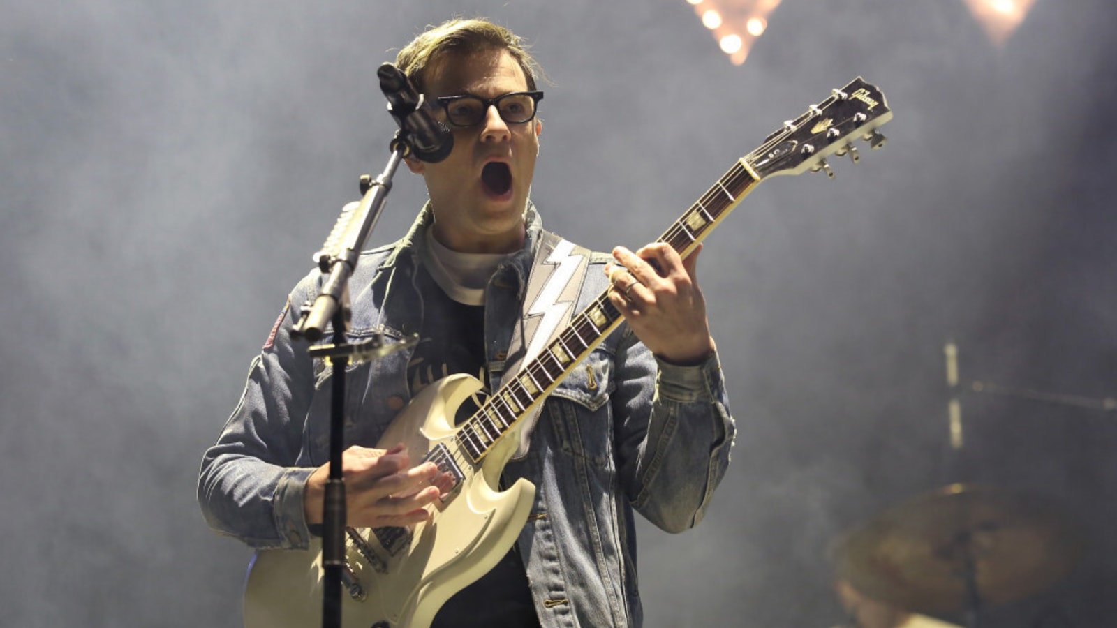 Weezer are making a movie
