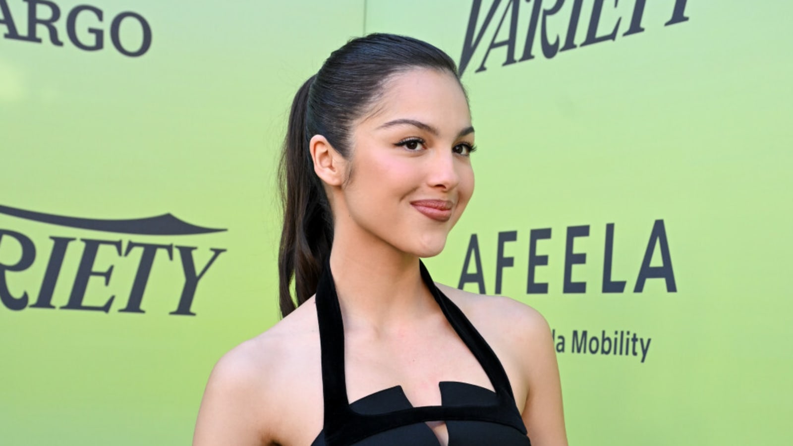 Olivia Rodrigo always carries cheese in her handbag to remind her of childhood