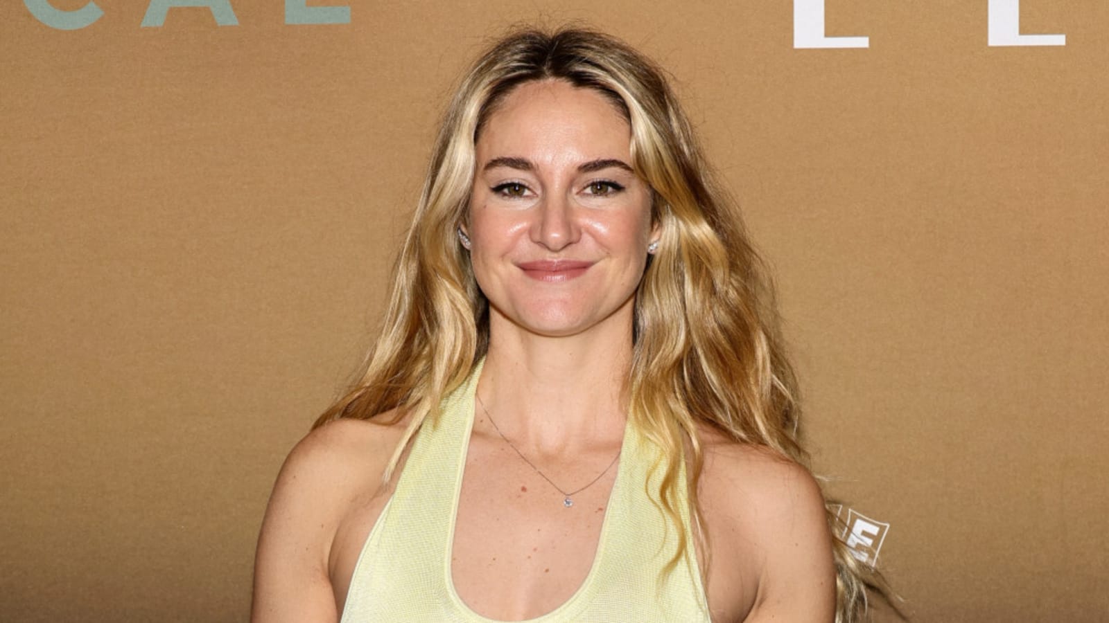 Shailene Woodley cleaned up trash to overcome depression after Aaron Rodgers split