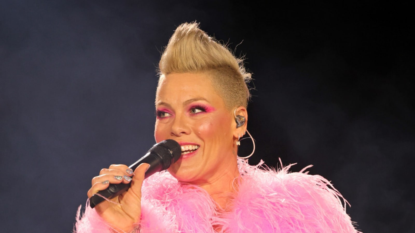 Pink’s Mexico City shows cancelled