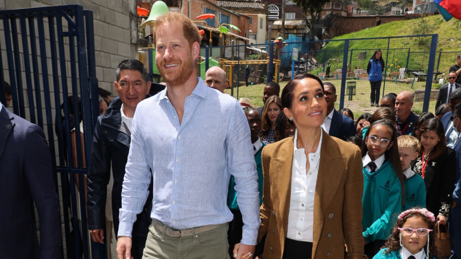 Meghan, Duchess of Sussex gets Prince Archie and Princess Lilibet to operate a &#39;little farmer&#39;s market stand&#39;
