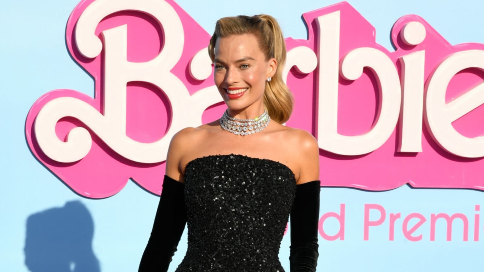Margot Robbie gives birth to baby boy