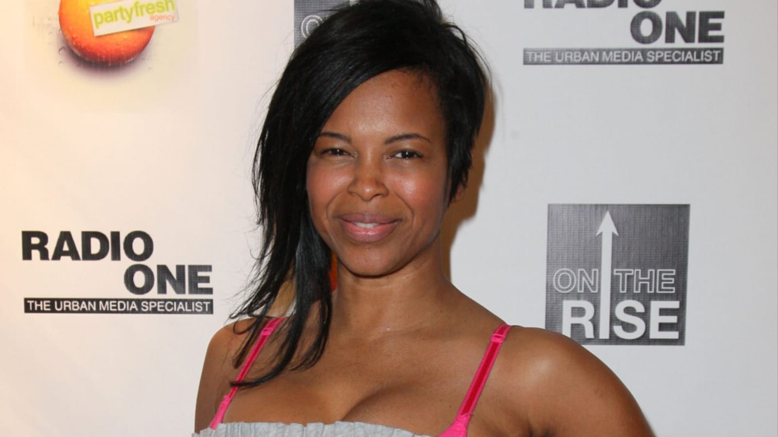 Dawn Robinson&#39;s ex-husband offers her a job
