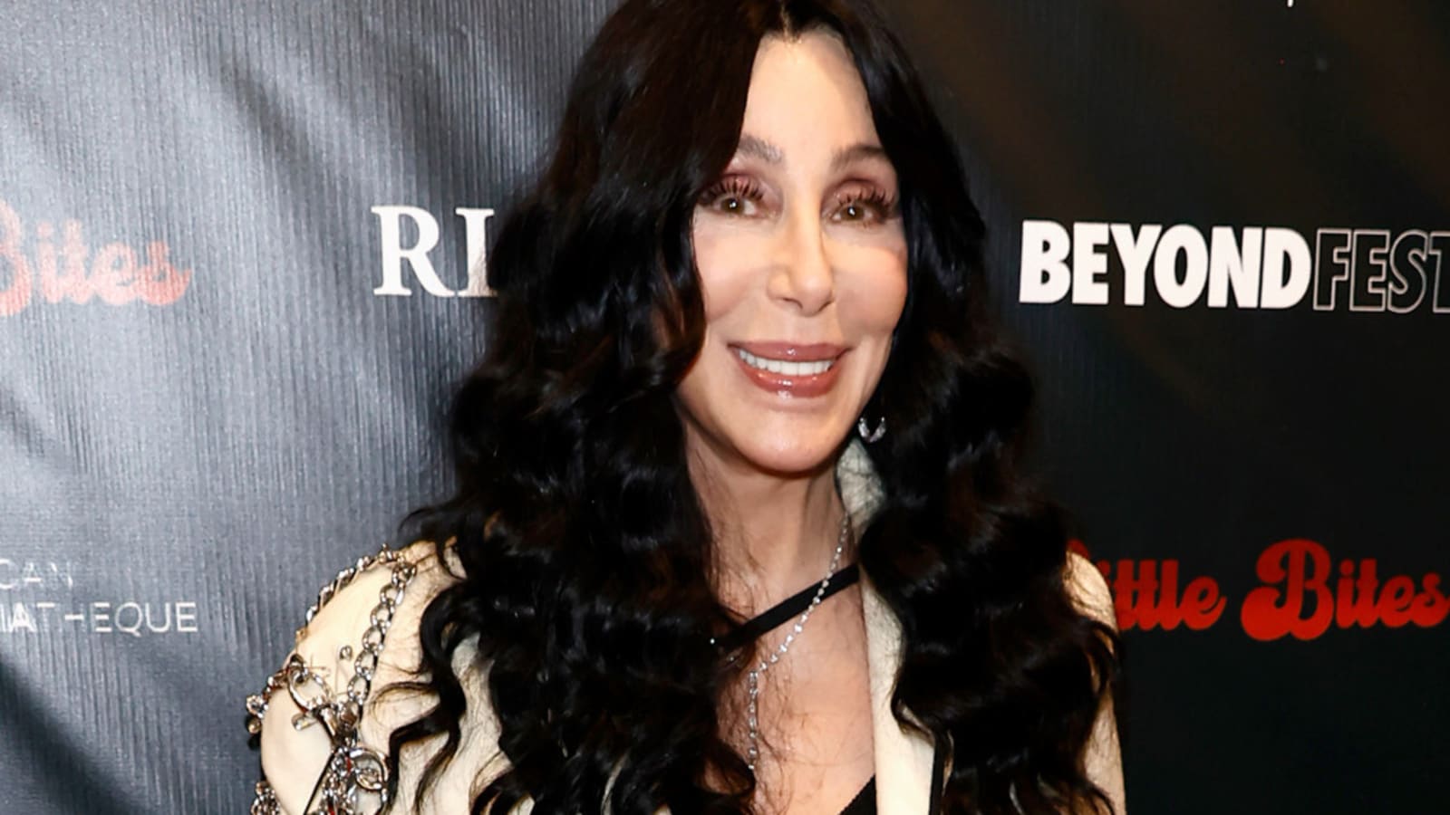 Cher &#39;shocked&#39; to find out real birth name