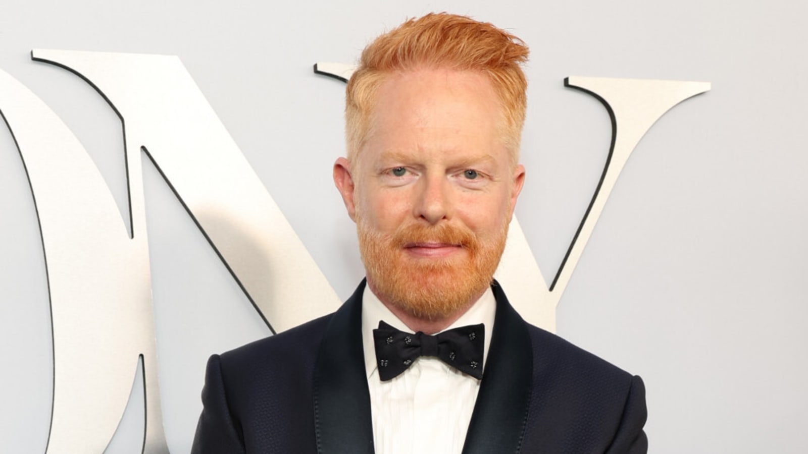 Jesse Tyler Ferguson&#39;s dad questioned why he played &#39;so many gay parts&#39;
