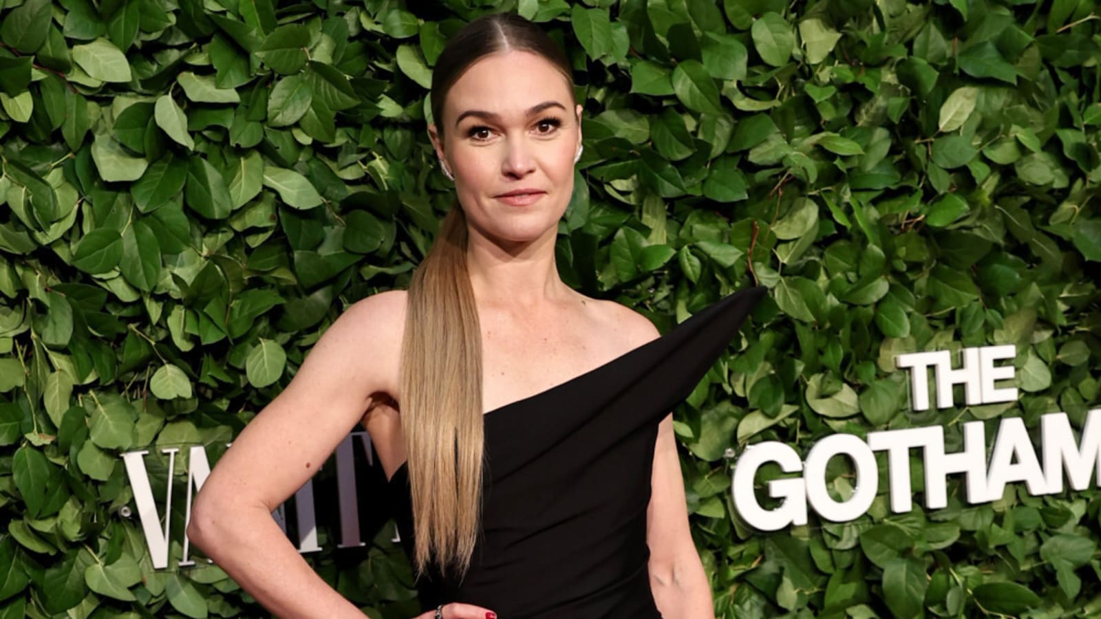 Julia Stiles is &#39;grateful&#39; for fame even though it can be &#39;scary&#39; at times