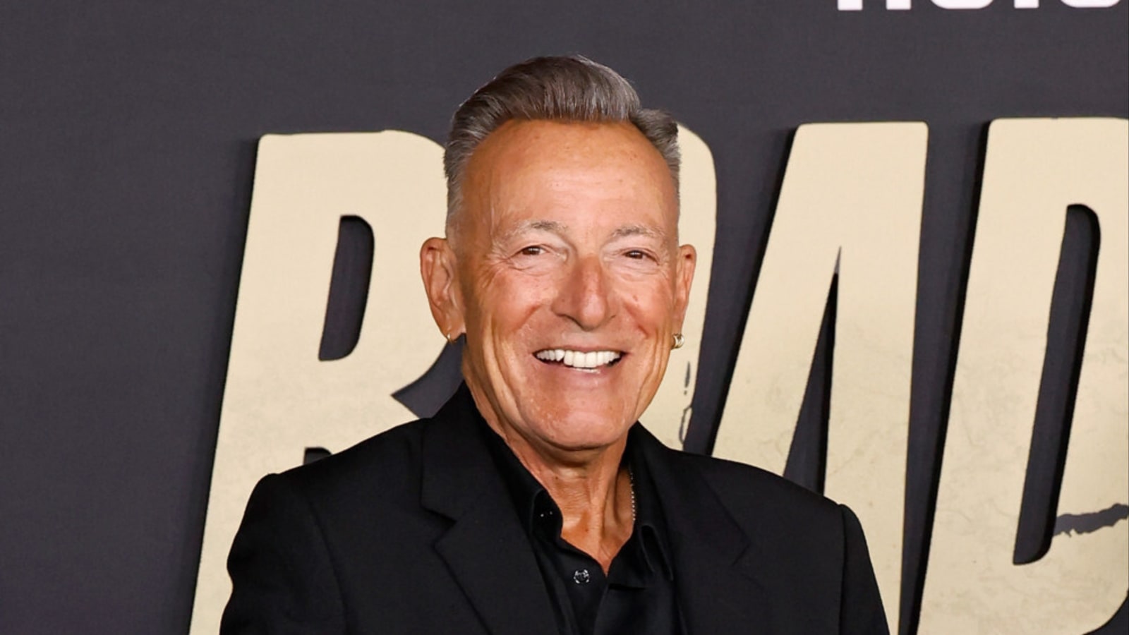 Bruce Springsteen&#39;s &#39;interesting&#39; visit to set of biopic