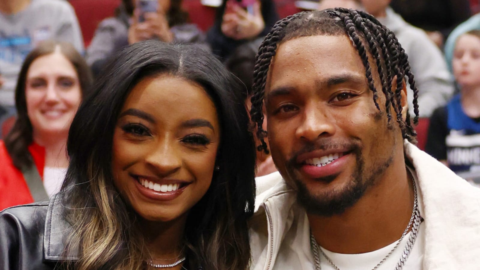 Simone Biles stunned by husband Jonathan Owens&#39; wedding outfit