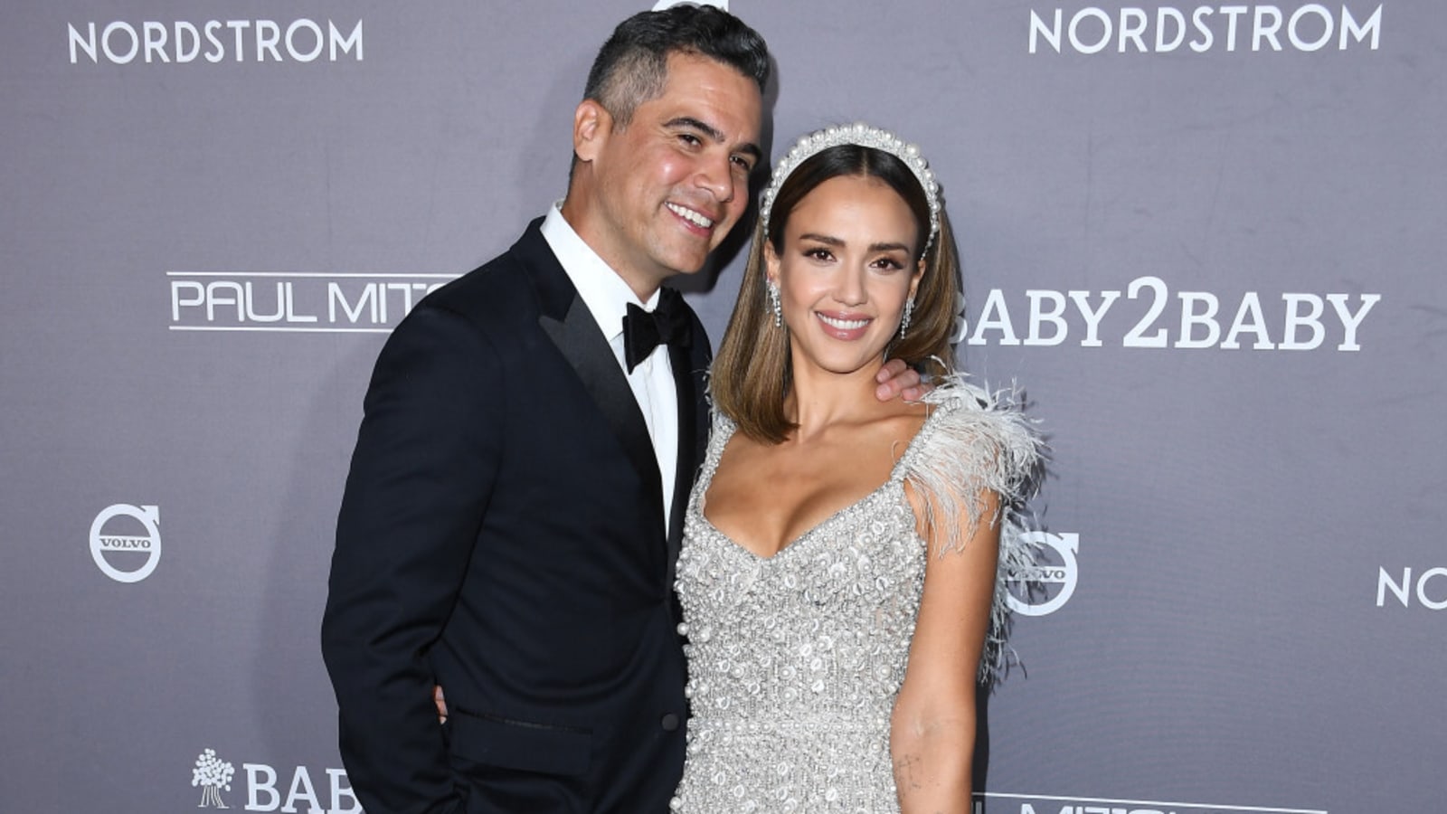 Jessica Alba hails Cash Warren as a &#39;rock&#39; for their kids