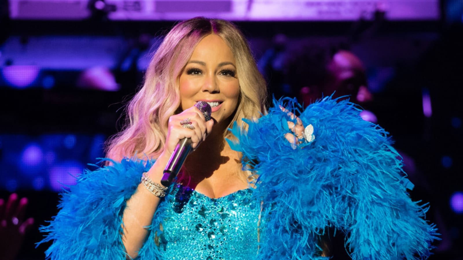 Mariah Carey promises new album
