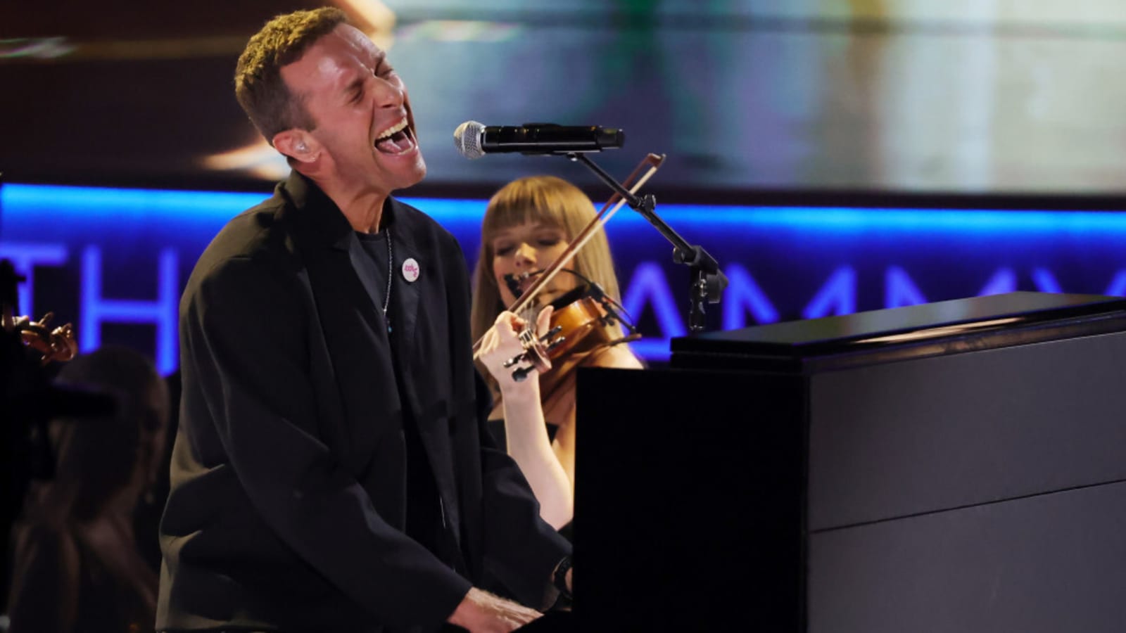 Chris Martin shares tips to manage depression