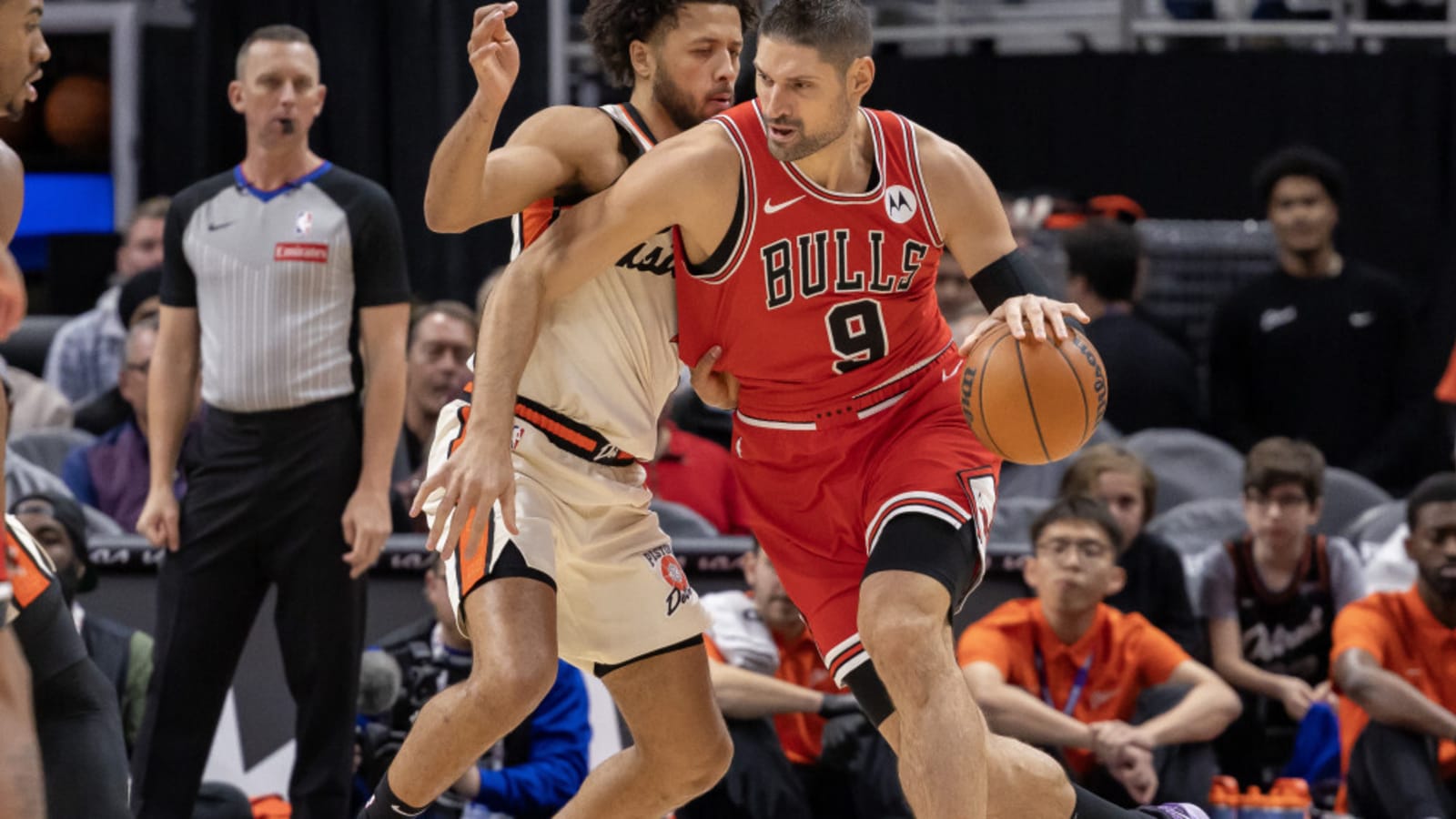 Bulls Blow Past Pistons for Bounce-Back Win