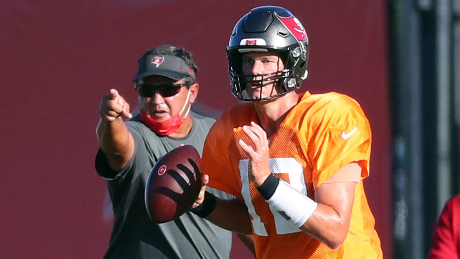 Bucs QB coach: Brady quickly began preparing for next season