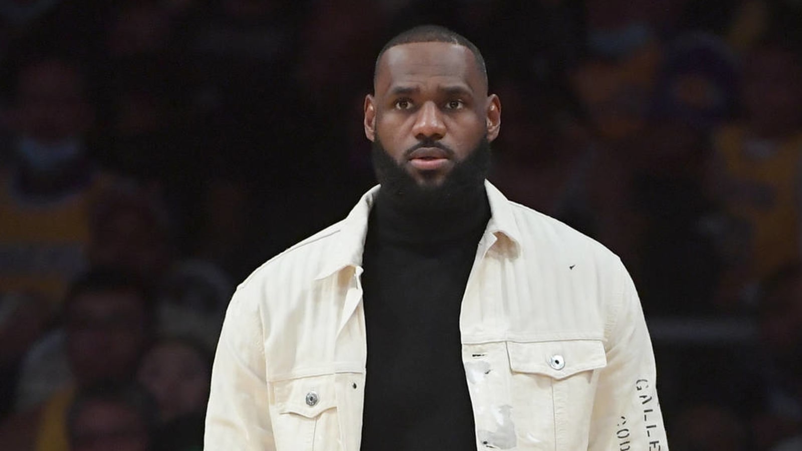 LeBron James facing a 'lengthy absence' with abdominal injury?