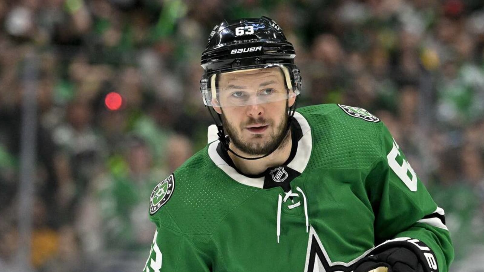 Stars, Dadonov agree to two-year extension