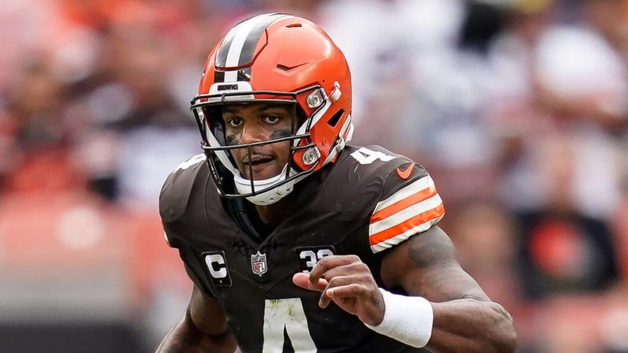 Browns QB Deshaun Watson sitting out with shoulder injury; rookie