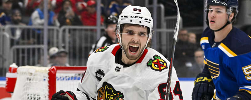 Recap: Slaggert tallies first goal as Blackhawks fall to Blues 5–2