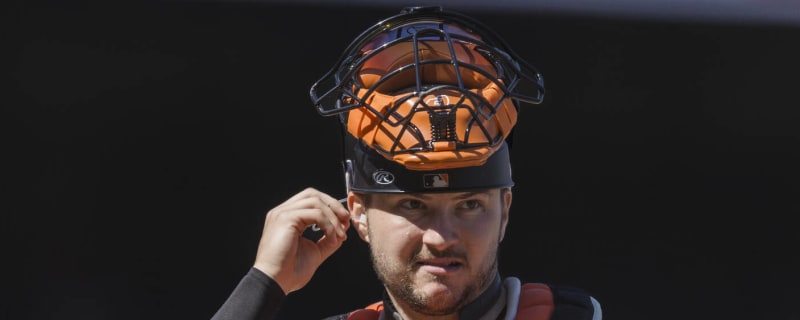 Giants place catcher on seven-day concussion injured list