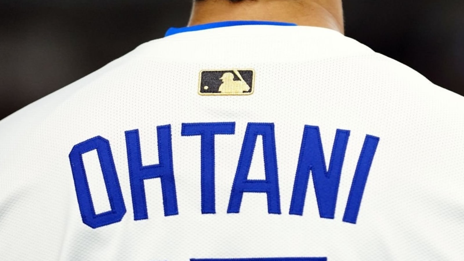 Shohei Ohtani Wearing Gold Logo As Part Of Topps & MLB Partnership
