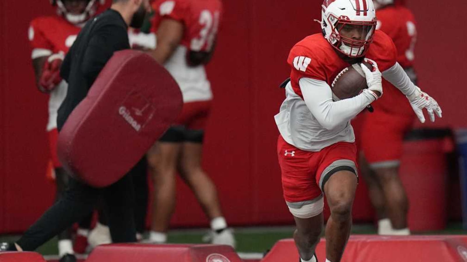 Wisconsin Football Loses In-State Talent to Transfer Portal