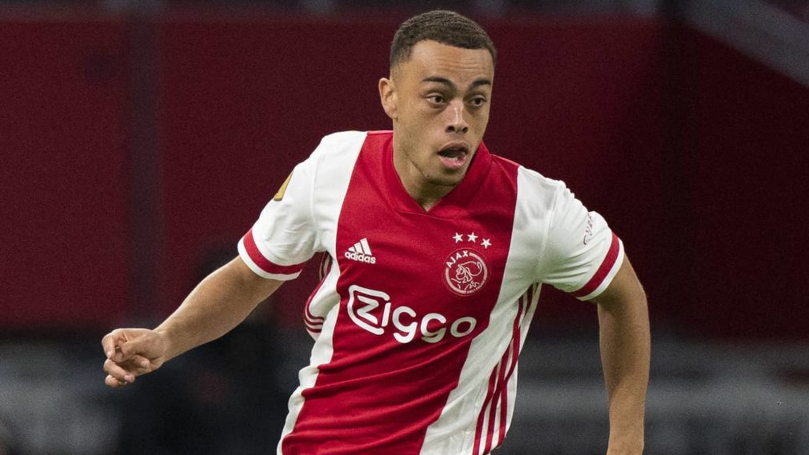 Barcelona confirm signing of Sergino Dest