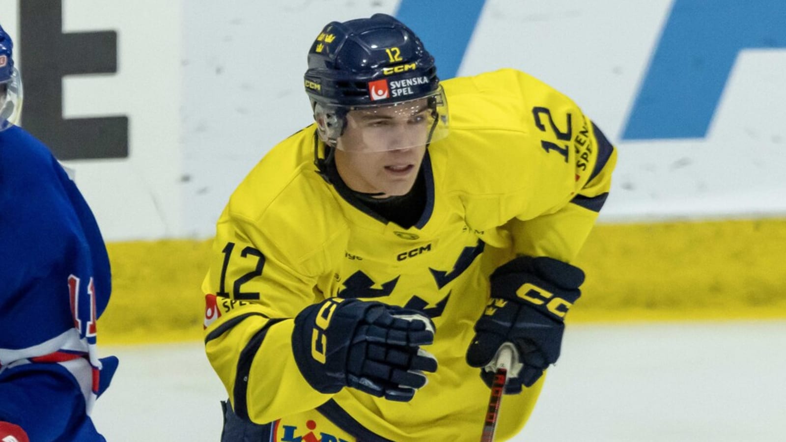 Past Canucks trade with Penguins has former NHL exec scratching his head