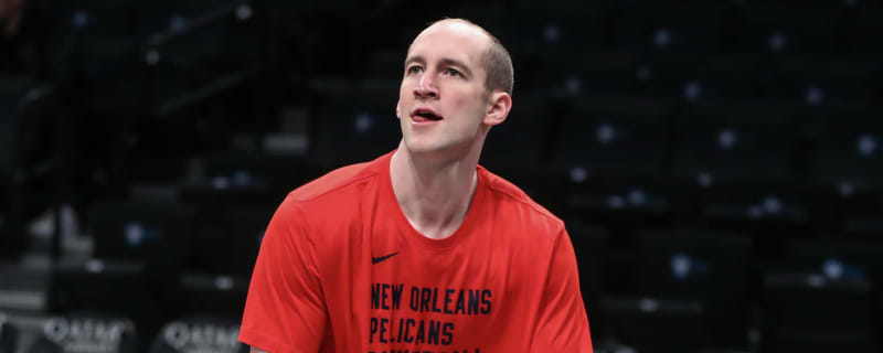 Hawks trade veteran big man to Rockets