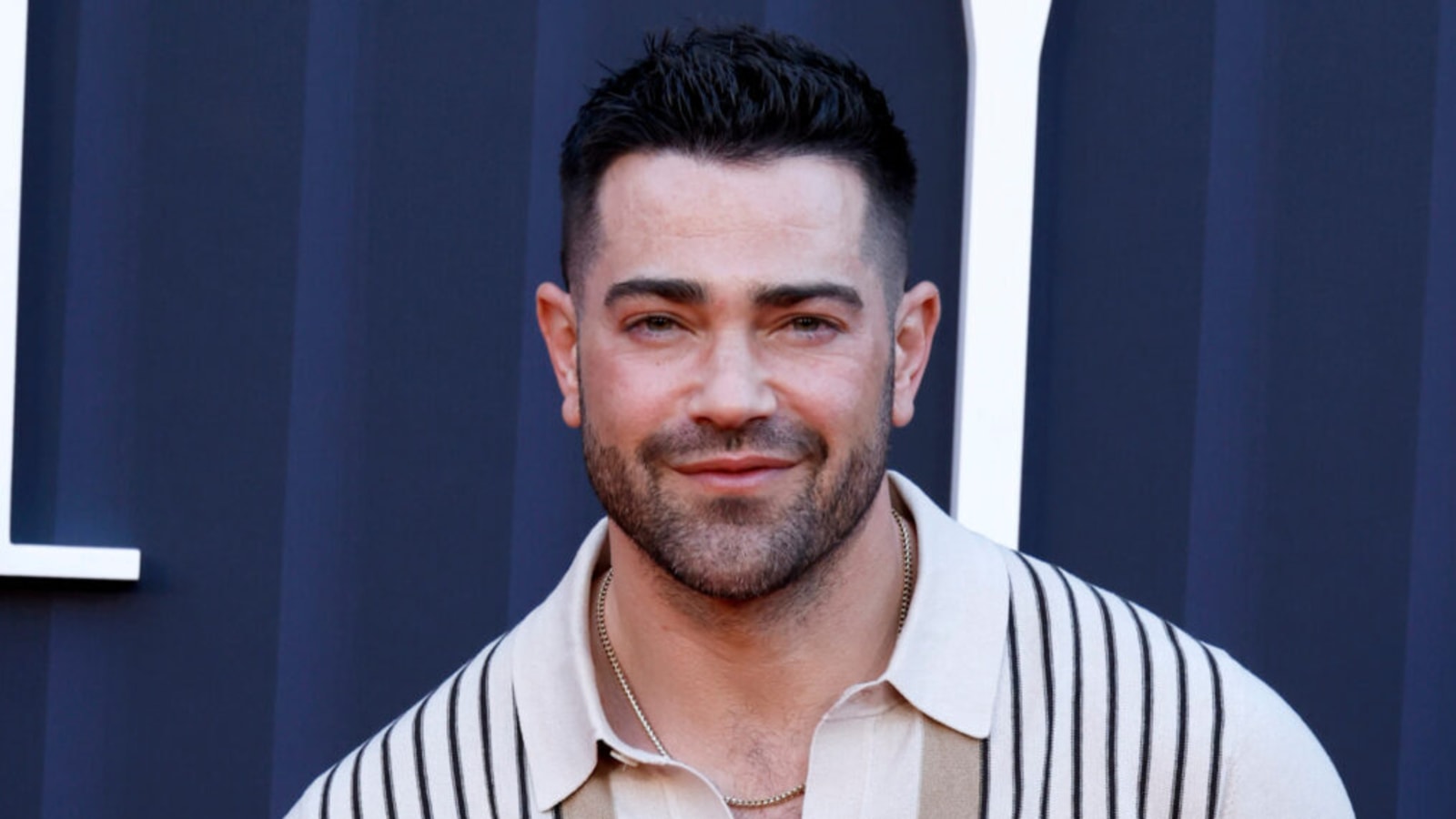 ‘Law & Order’: Jesse Metcalfe to Guest Star — See Him on Set With Maura Tierney & Reid Scott (Photos)