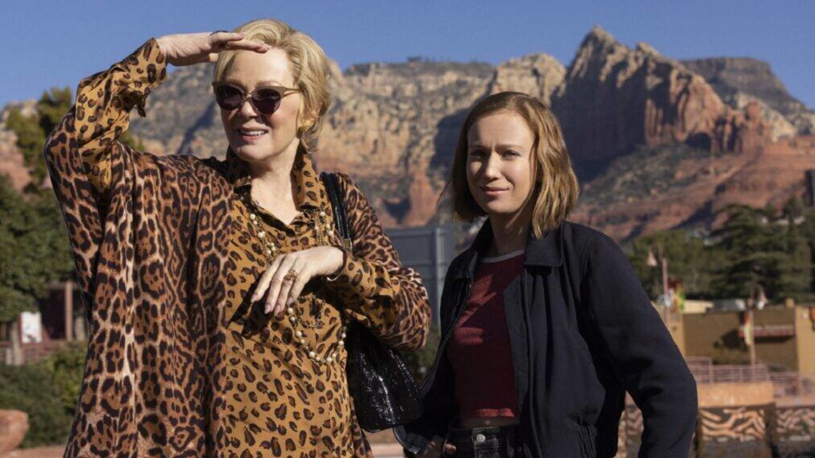 ‘Hacks’ Sets Spring Return as Jean Smart & Hannah Einbinder Tease Season 3 (PHOTO)