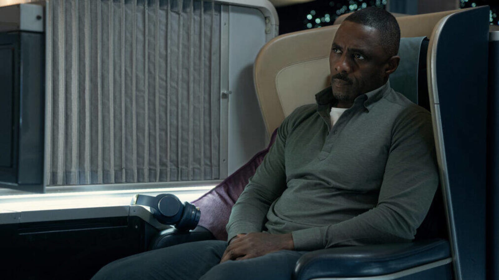 Watch: Idris Elba tries to save plane passengers’ lives in trailer for Apple TV+ series ‘Hijack’