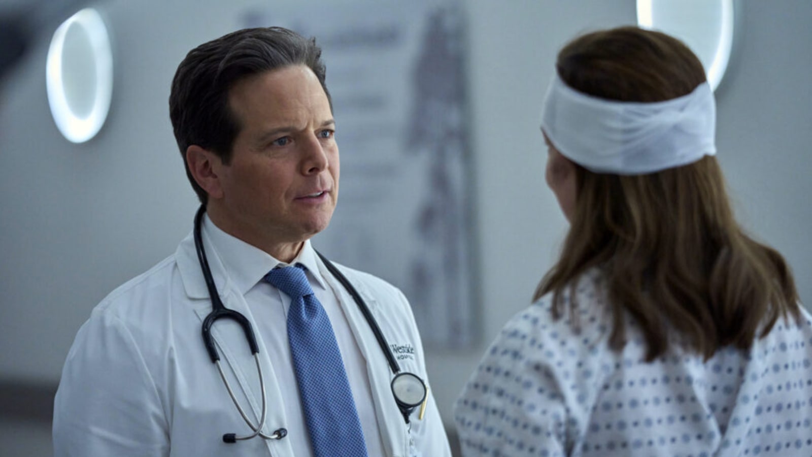 ‘Doc’: Scott Wolf Details Richard & Amy’s Incredibly Complicated Relationship as He Hides Major Secret
