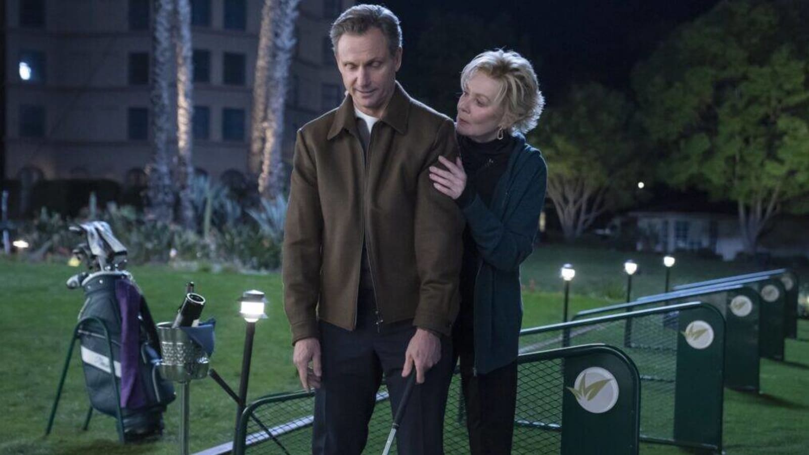 ‘Hacks’: Tony Goldwyn on Romancing Jean Smart & Hitting the Golf Course for Max’s Comedy